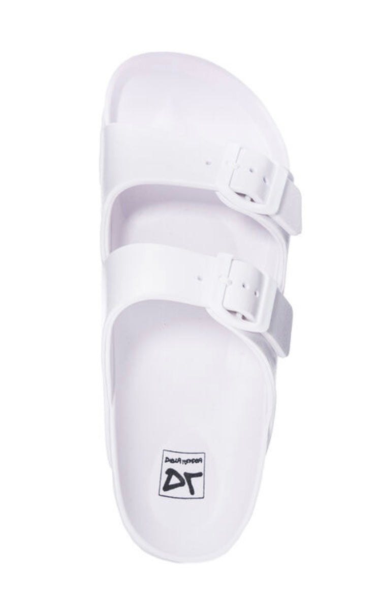Genevieve Eva in Pink & White
