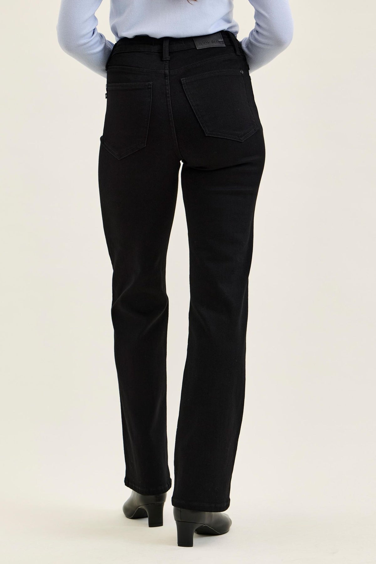 Kimberly HR Straight Jeans