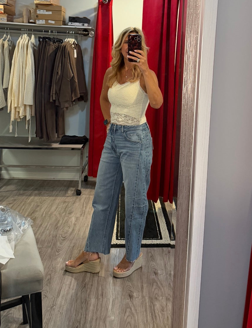 Paula Barrel Jean