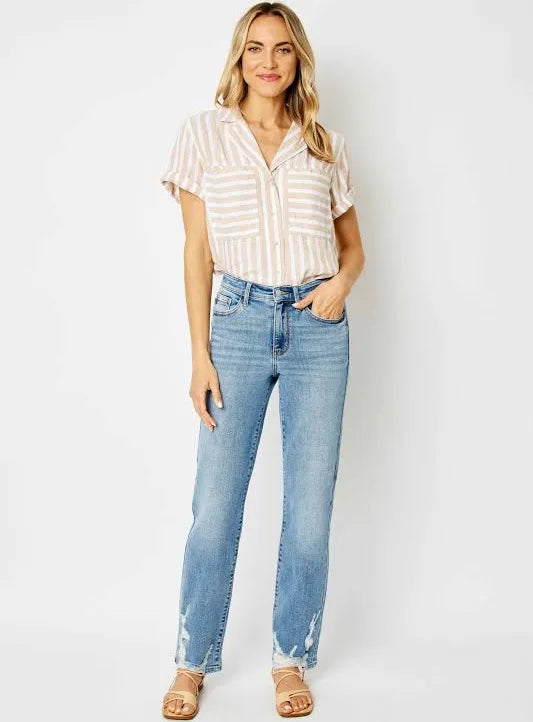 Edgy Vibe Judy Blue HW Straight Jean