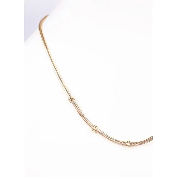 Heron Flat Chain Necklace Gold