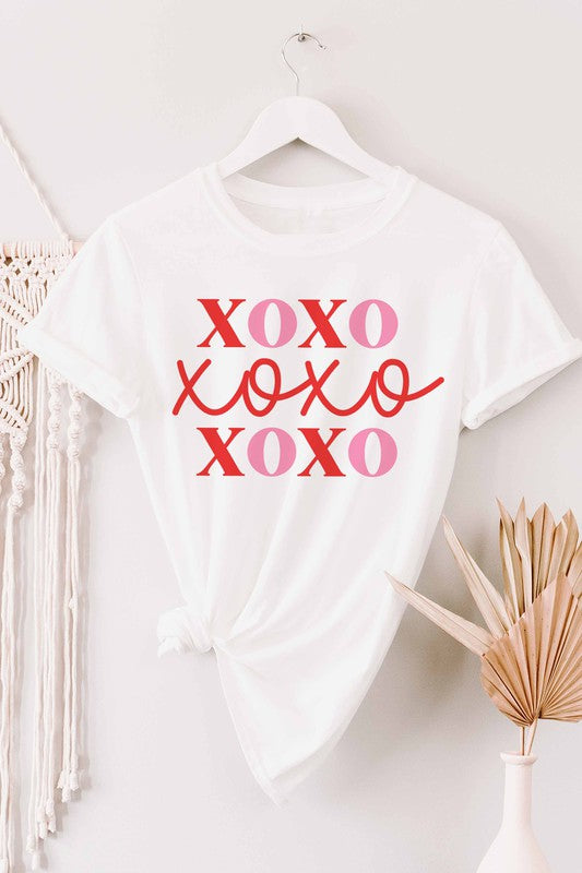 XOXO VALENTINE GRAPHIC TEE