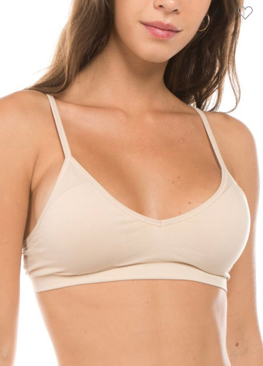 Seamless Bralette in Black or Beige